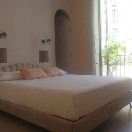 Luciani 33 luxury rooms Salerno Zewnętrze zdjęcie
