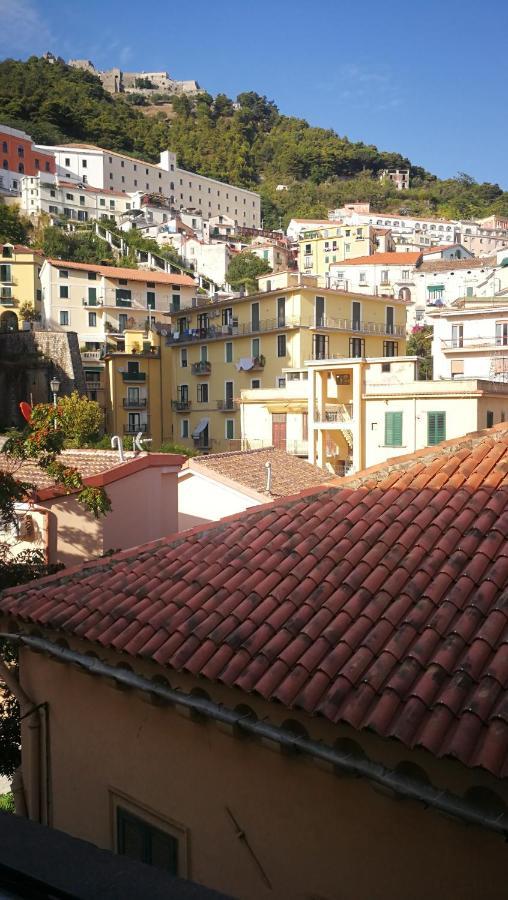 Luciani 33 luxury rooms Salerno Zewnętrze zdjęcie